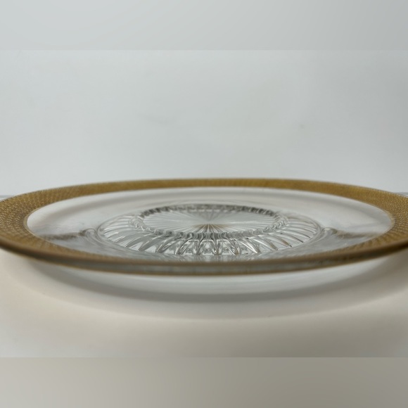 Vintage Clear Glass Display Plate With Gold Rim - Picture 2 of 10